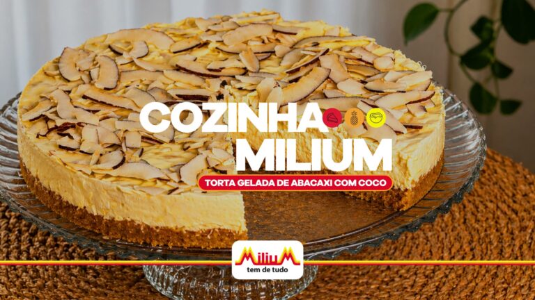 Torta Gelada de Abacaxi com Coco